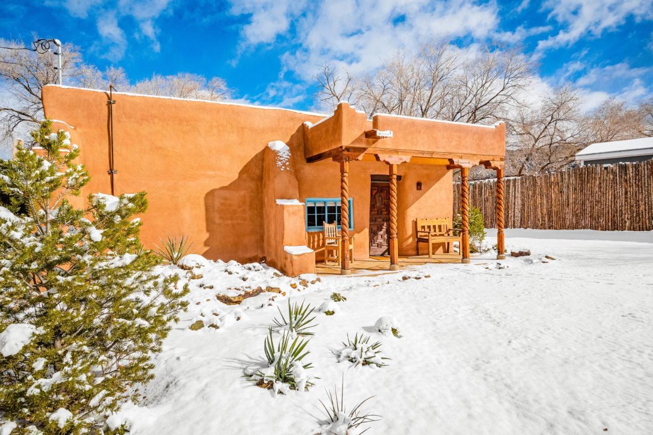 Villa Pueblo Revival à Taos Extérieur photo