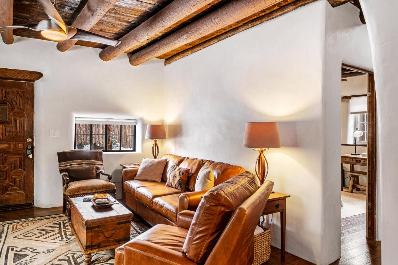 Villa Pueblo Revival à Taos Extérieur photo
