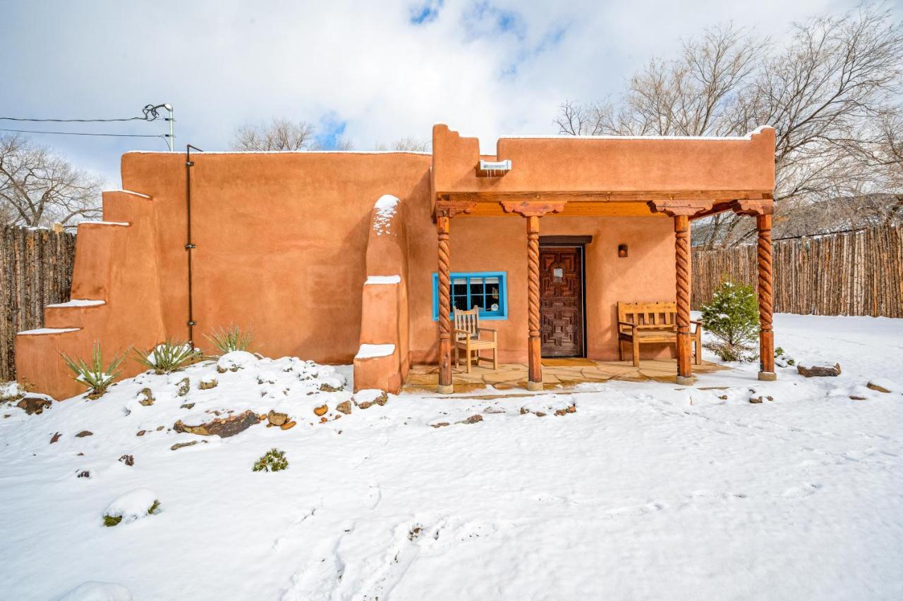 Villa Pueblo Revival à Taos Extérieur photo