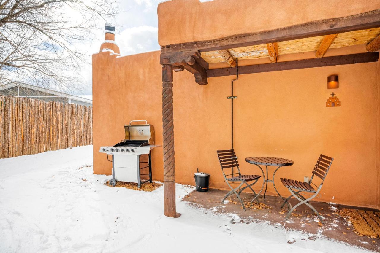 Villa Pueblo Revival à Taos Extérieur photo
