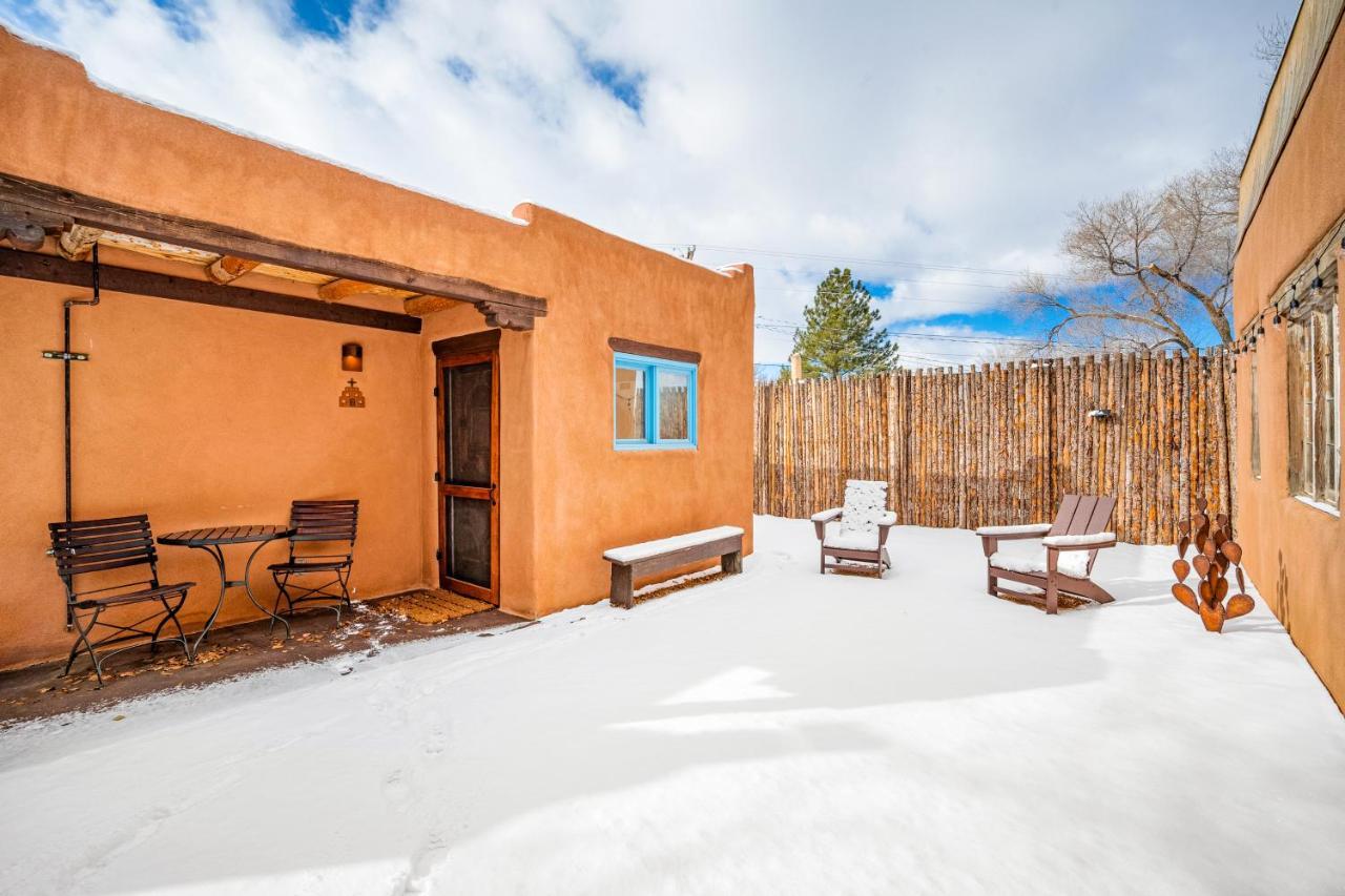 Villa Pueblo Revival à Taos Extérieur photo